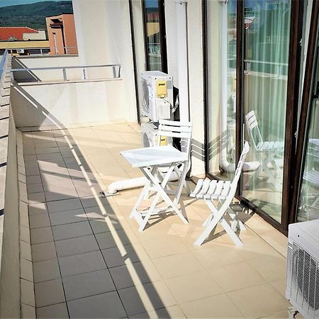 Apartments Stamopolu Lux With Pool View 프리모르스코 외부 사진