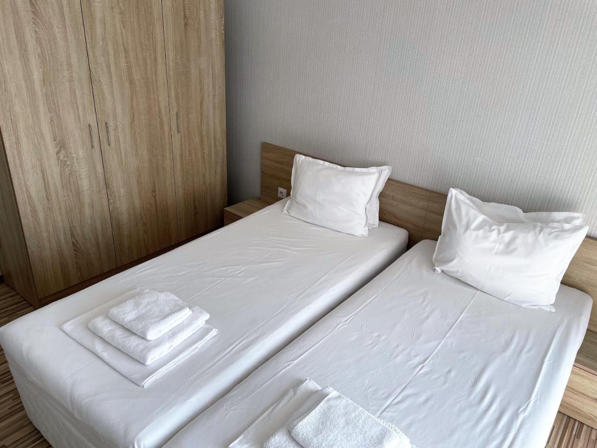 Apartments Stamopolu Lux With Pool View 프리모르스코 외부 사진