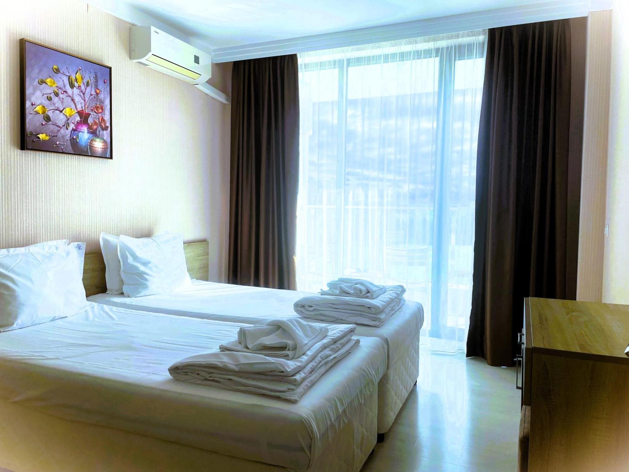 Apartments Stamopolu Lux With Pool View 프리모르스코 외부 사진